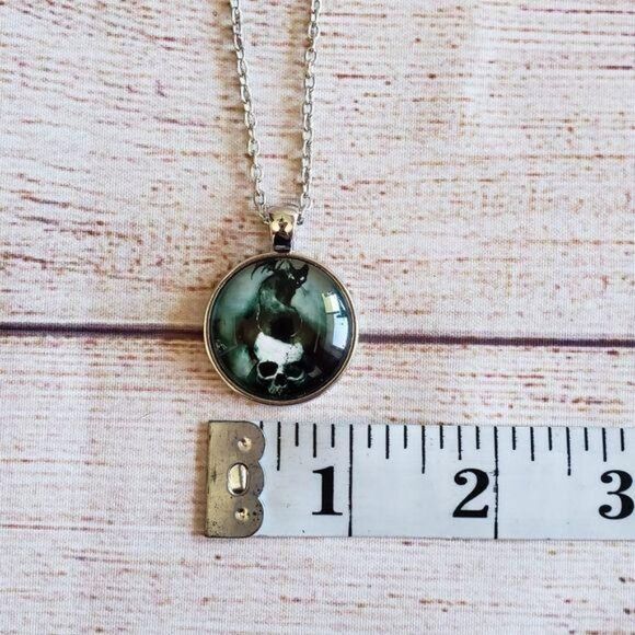 Creepy Cat Bat Skull Pendant Gothic Halloween Chain Necklace Silver - Picture 4 of 7